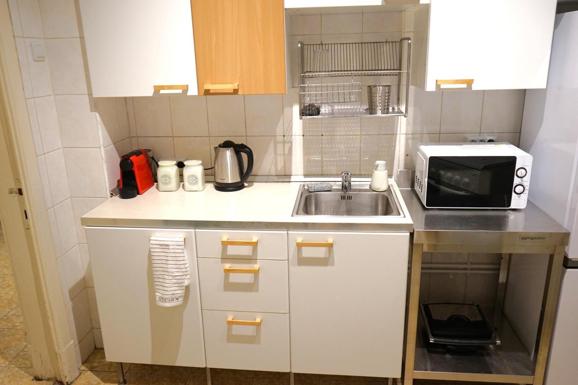 Spacious 3Br, 2Bt With 5 Balconies Bukarest Exteriör bild